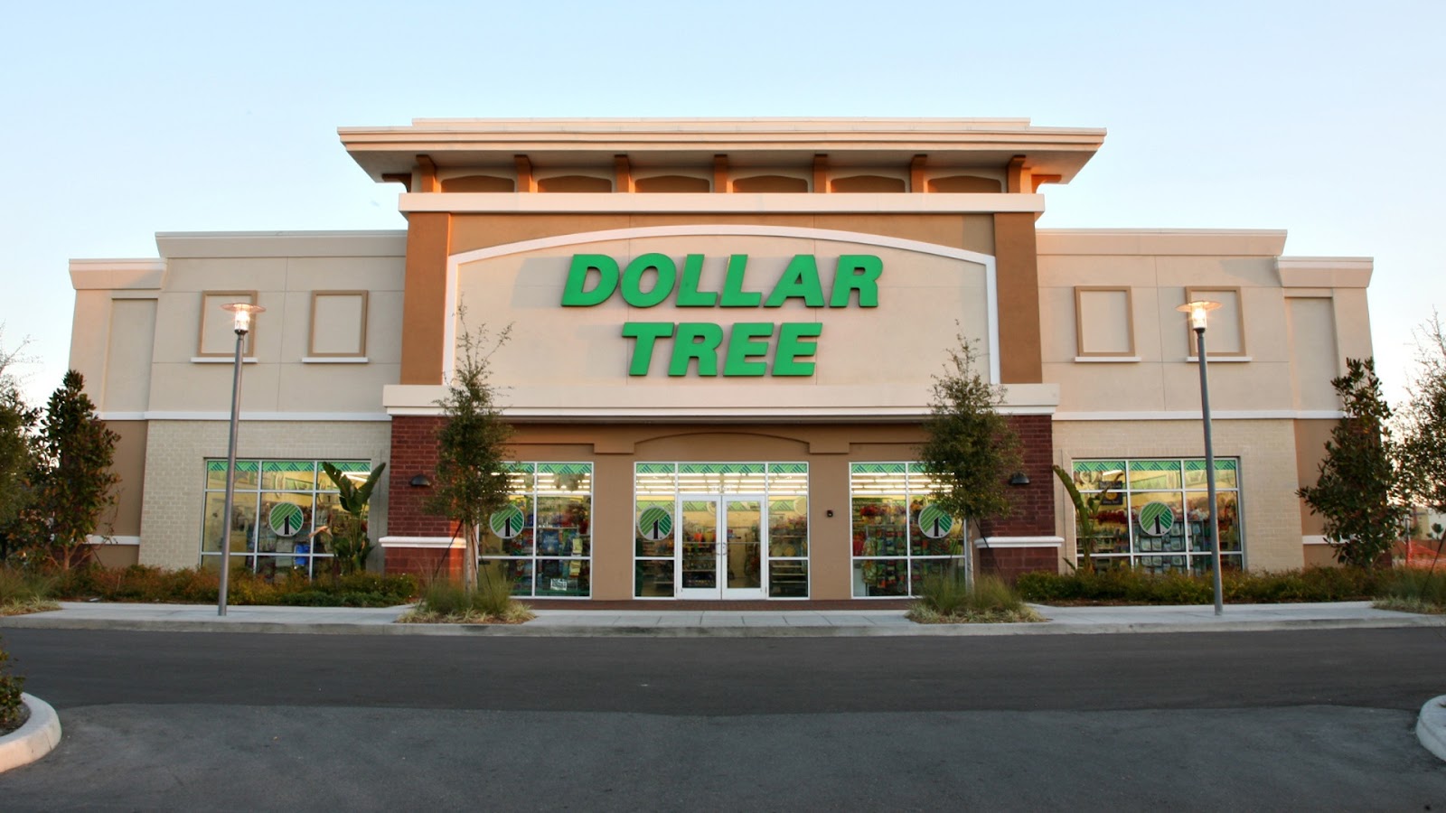 Dollar Tree in Macomb
